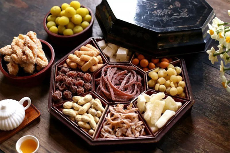 Cách chọn mua bánh mứt Tết đúng chuẩn